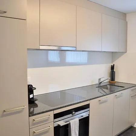 Azure إنترلاكن